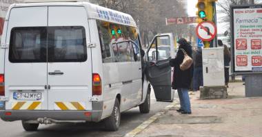 Stire din Politică-Administrație : Afacerea "Maxi-taxi" stă să explodeze! Cum pot fi pierdute licențele
