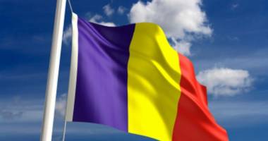 Stire din Politică-Administrație : Primăria Techirghiol  a donat un drapel românesc confraților  din Sfântul Gheorghe