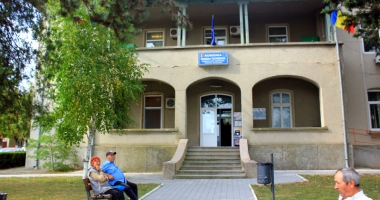 Stire din Politică-Administrație : Ce trebuie să faci ca să primești pachet de Craciun de la Primăria Techirghiol