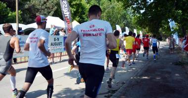 Primarul Cristian Radu  a alergat la triathlonul  de la Olimp - 2