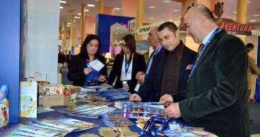 Stire din Politică-Administrație : Primarul Cristian Radu promovează Mangalia la Târgul de Turism