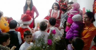 Primarul din Cernavodă a făcut daruri nevoiașilor - 2