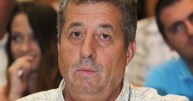 Stire din Politică-Administrație : Primarul din Mircea Vodă, Dumitru Dedu, dă startul distracției de "Ziua comunei"