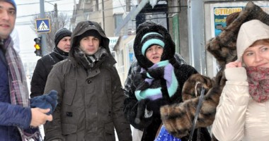 Stire din Politică-Administrație : Primarul Mangaliei  verifică în teren  acțiunile de deszăpezire