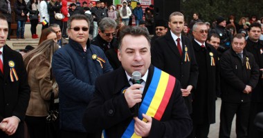 Stire din Politică-Administrație : Primarul Nicolae Matei: "Trebuie  să fim mândri că trăim în Năvodari"