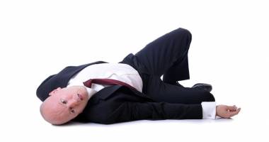 Stire din Sănătate : Primul ajutor  în caz de leșin