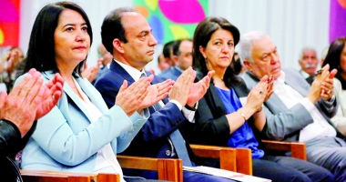 Stire din Actualitate : Principalul partid prokurd din Turcia și-a ales un nou copreședinte