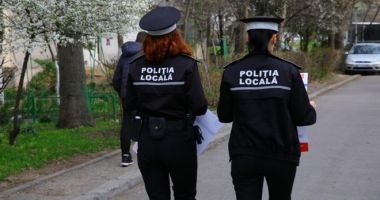 Stire din Eveniment : Prins cu DROGURI, LA CONSTANȚA, ÎNTR-O ZONĂ PLINĂ DE COPII ȘI TINERI!