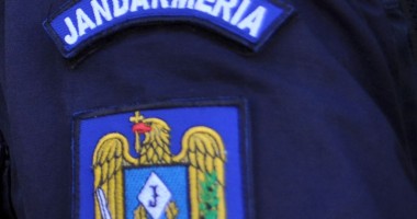 Prinși de jandarmi cu etnobotanice