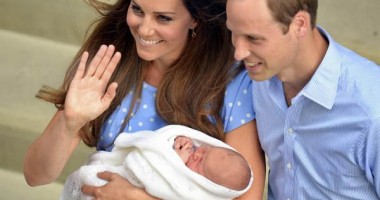 Stire din Actualitate : Botez regal. Prințul George de Cambridge va fi creștinat astăzi