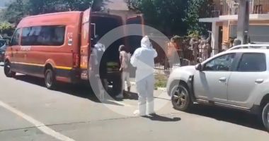 VIDEO EXCLUSIV / Tinerii de la Costinești, preluați de DSP Vaslui