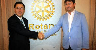 Stire din Politică-Administrație : Mesagerul Japoniei, în vizită la membrii Rotary Club Constanța