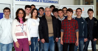 Stire din Cultură-Educație : Liceenii de la TELECOM, în stagiu la Madrid