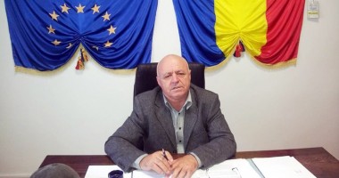 Stire din Politică-Administrație : "Prioritatea mea vizează înlocuirea rețelei de apă din întreaga comună"