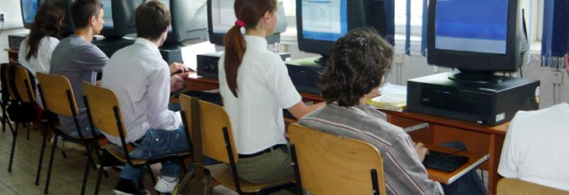 Stire din Cultură-Educație : Astăzi, proba de competențe digitale