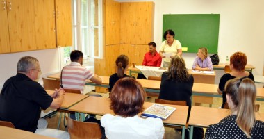 Stire din Cultură-Educație : Bătaie mare pe catedrele de limba română