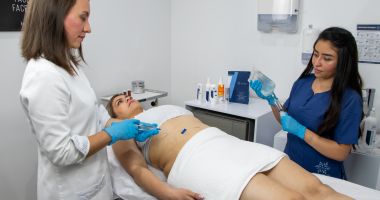 Stire din Sănătate : Proceduri care contribuie la topirea grăsimilor localizate