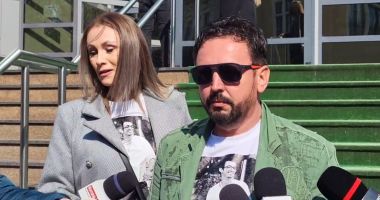 Stire din Eveniment : Părinții tinerilor uciși în accidentul produs de Vlad Pascu: "Suntem printre miile de oameni din țara asta care nu suntem apărați de nimeni"