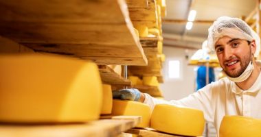 Stire din Social : Se anunță noi creșteri de prețuri la alimente, primele semnale vin de la producătorii de lactate