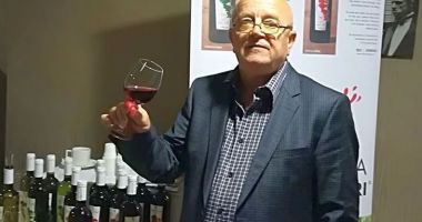 Stire din Economie : Producătorii de vinuri, grav afectați de restricțiile stării de urgență