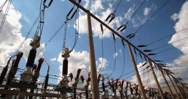 Stire din Economie : Producția de energie eoliană și solară este în creștere