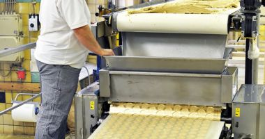 Stire din Economie : Producția industrială a României s-a diminuat cu 1%