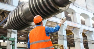 Stire din Economie : Producția industrială este în ușoară scădere