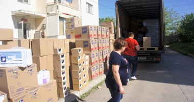 Campanie umanitară. "Donează o jucărie sau o pâine pentru cei în suferință!" - 2