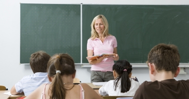 Stire din Cultură-Educație : O nouă rundă a bătăliei pe catedre: 1.631 de posturi și doar 839 candidați