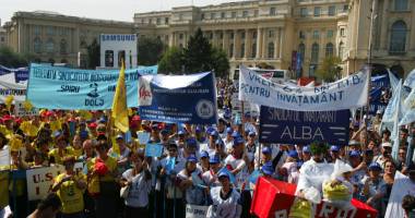 Stire din Cultură-Educație : Atenție părinți și elevi! Se pregătește boicotarea începerii anului școlar