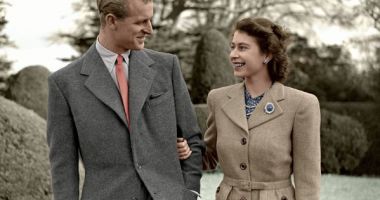 Focuri de armă şi salve de tun se vor auzi la prânz în oraşe din Marea Britanie