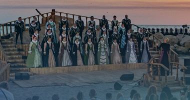 Stire din Cultură-Educație : SEAS 2025. Madrigal și Cantus Mundi onorează invitația Teatrului de Stat de a reveni la malul mării