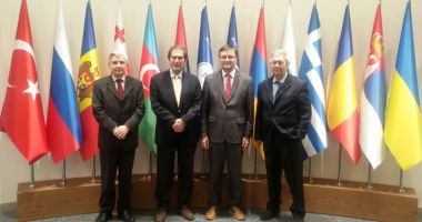Stire din Cultură-Educație : Program de masterat regional pentru studiile  în problematica Regiunii Mării Negre