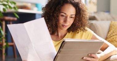 Stire din Cultură-Educație : Program pilot pentru utilizarea catalogului electronic în şcoli şi licee