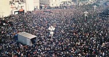 Stire din Eveniment : Iliescu, Roman și Voiculescu pot fi urmăriți penal în dosarul Revoluției