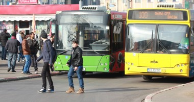 Program scurt pentru autobuzele RATC, de Paște