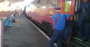 Stire din Economie : Programul agențiilor de voiaj CFR, de 1 Mai