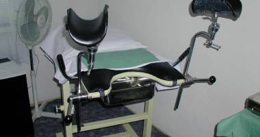 Stire din Sănătate : Programul național gratuit  de depistare precoce a cancerului de col va continua și în 2015