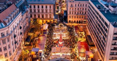 Stire din Actualitate : Programul târgurilor de Crăciun 2025 în Europa. Când se deschid târgurile la Budapesta, Viena, Praga, și în România