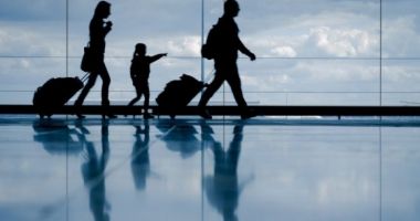 Stire din Social : Proiect legislativ: Cetăţenii să poată accesa servicii consulare online, fără să se prezinte la sediul misiunii diplomatice