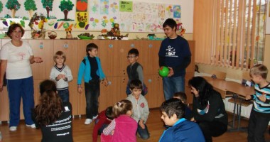 Stire din Cultură-Educație : Proiect educativ dezvoltat prin joc, la Școala "Jean Bart"