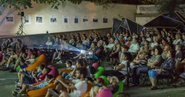 Stire din Cultură-Educație : Proiecții de filme în aer liber, pe Faleza Cazino din Constanța