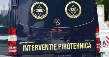 Stire din Eveniment : Proiectil de război de 50 de kilograme, găsit în Iaşi în timpul unor lucrări agricole