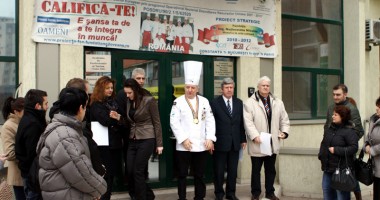 Stire din Economie : Infuzie de personal calificat în unitățile de pe litoral