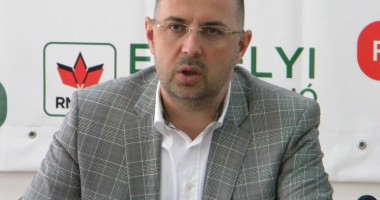 Stire din Politică-Administrație : "Proiectul UDMR privind autonomia se bazează pe modelul Tirolului de Sud"
