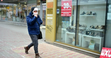 Reduceri de până la 70% în magazine. Promoțiile, valabile toată luna - 4