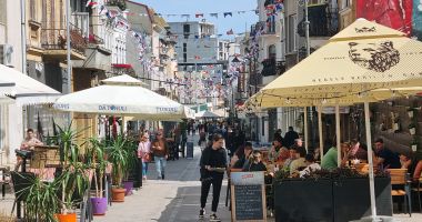 Stire din Economie : Proprietarii hotelurilor și restaurantelor trag linie după vacanța de Paște. Ce încasări au avut