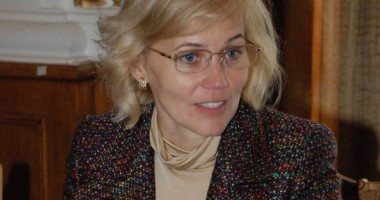 Stire din Politică-Administrație : Biro Rozalia este propunerea UDMR pentru funcțiile de ministru al Culturii și vicepremier