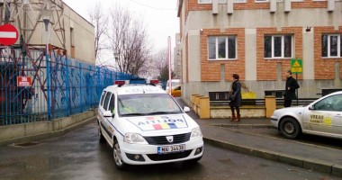 Stire din Eveniment : Prostituata lovită  de două mașini a murit
