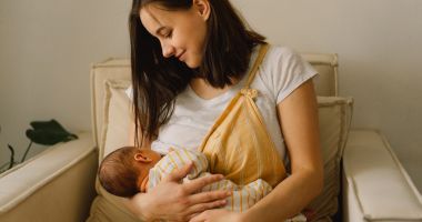 Stire din Sănătate : Protecțiile pentru mameloane, utile în procesul de alăptare